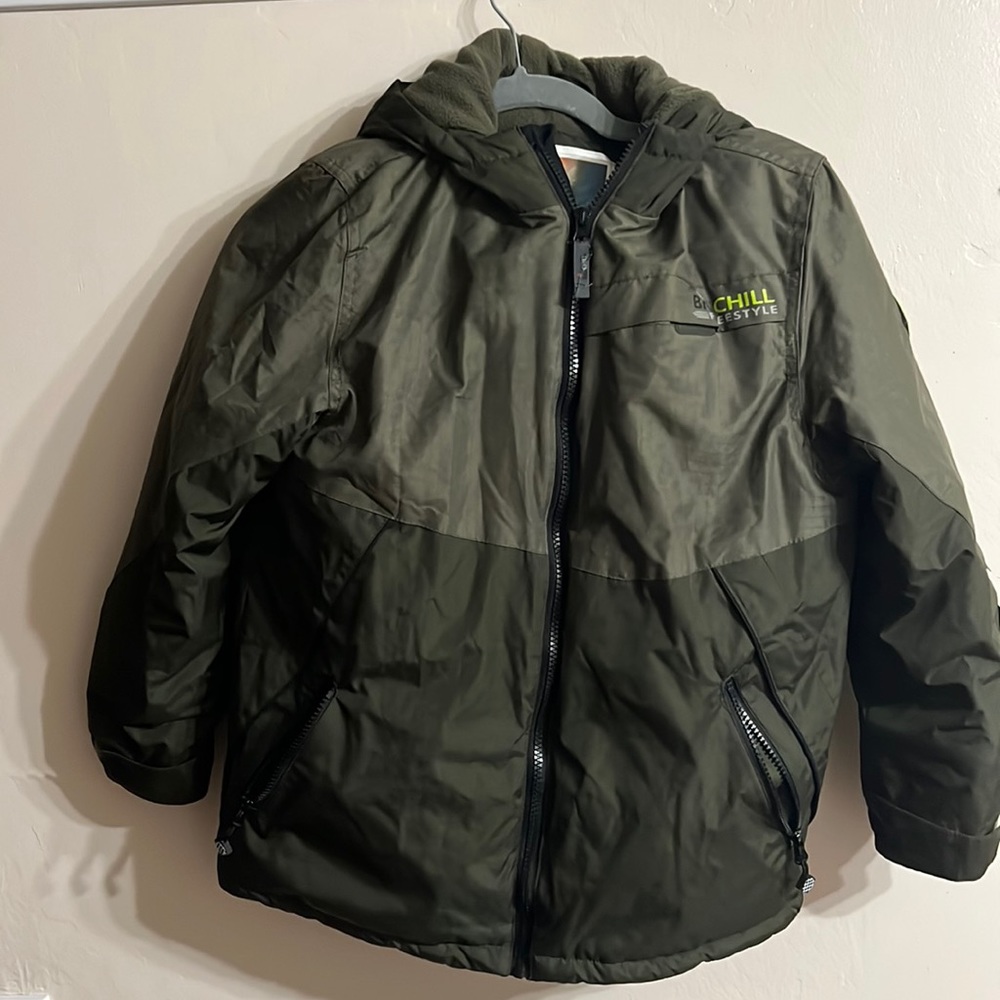 SOLD.  BiGChill Freestyle Snow Coat, size 10/12, Green